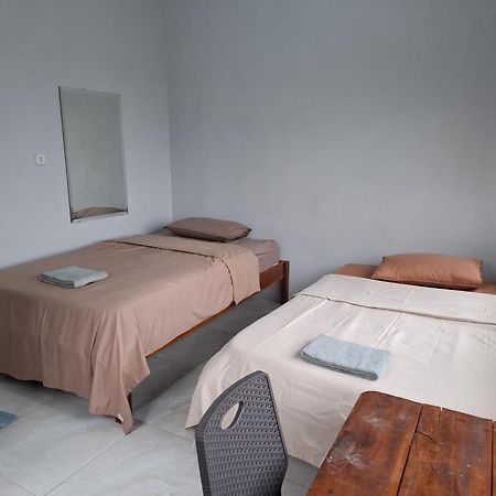 Smiley'S Homestay Berastagi Extérieur photo