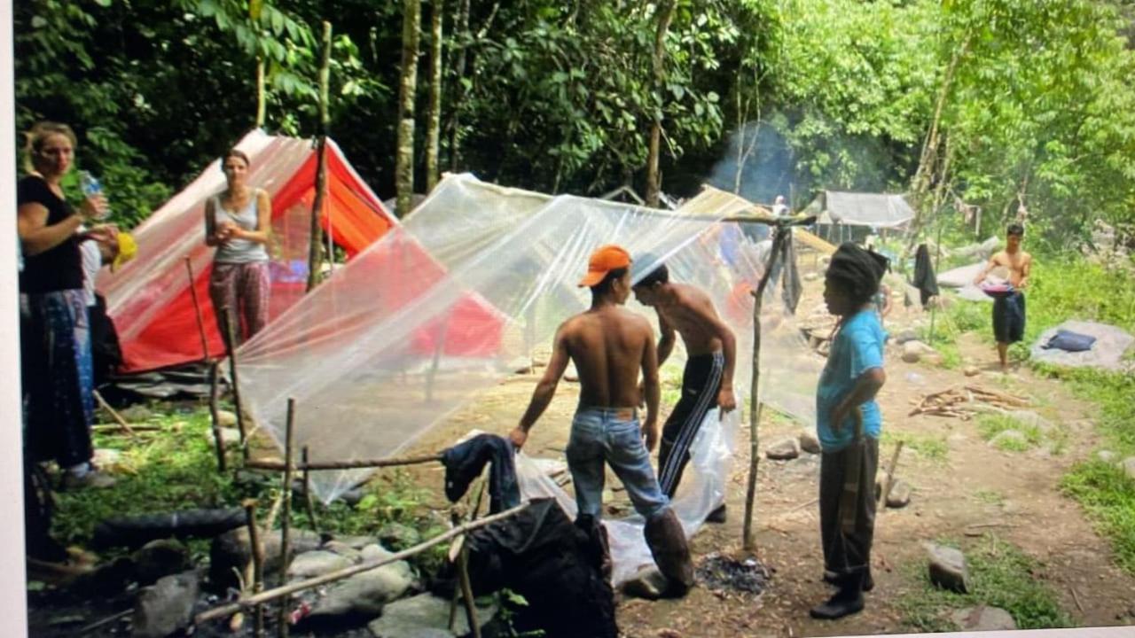 Smiley'S Homestay Berastagi Extérieur photo