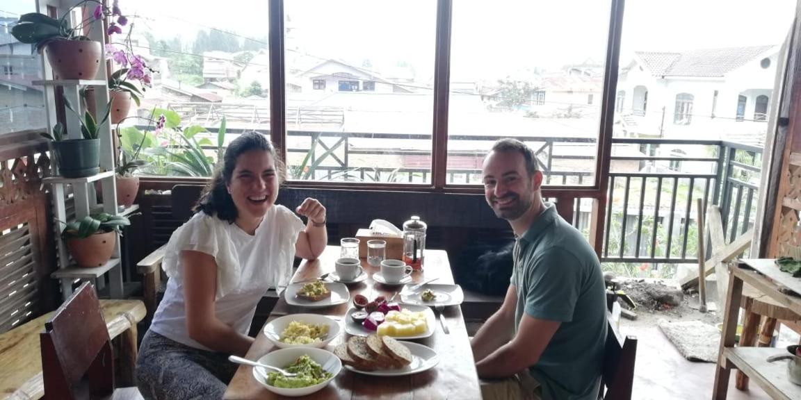 Smiley'S Homestay Berastagi Extérieur photo
