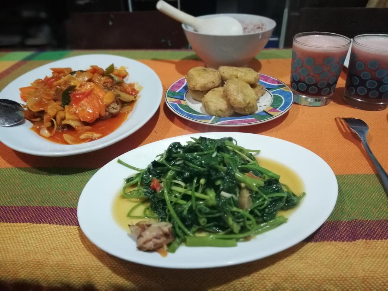 Smiley'S Homestay Berastagi Extérieur photo